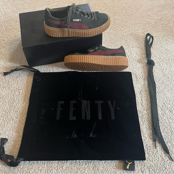 WOMENS FENTY x PUMA SUEDE CREEPERS, GREEN & BURGUNDY SIZE 7, ORIGINAL RELEASE - Picture 2 of 13
